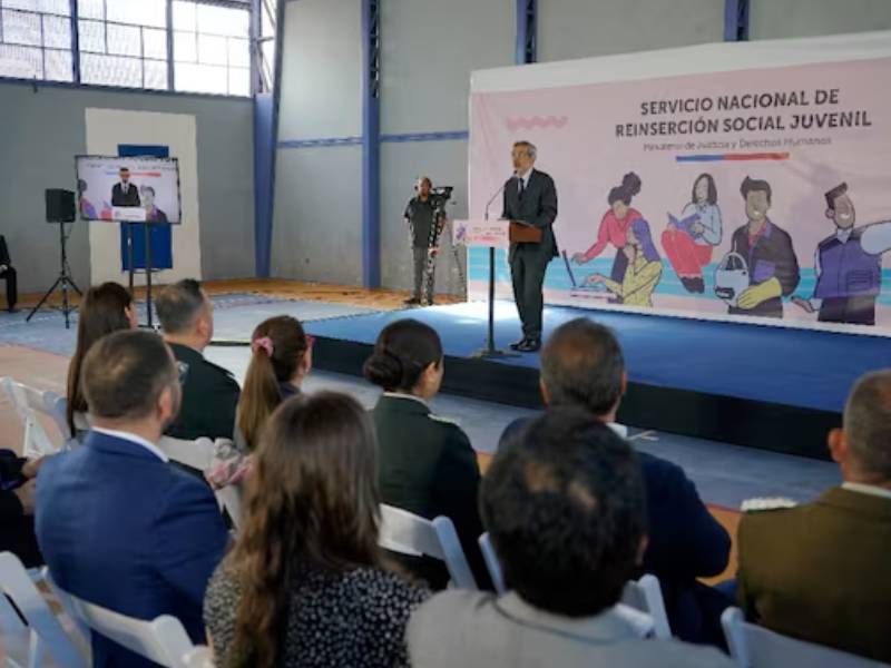 Más allá del joven delincuente