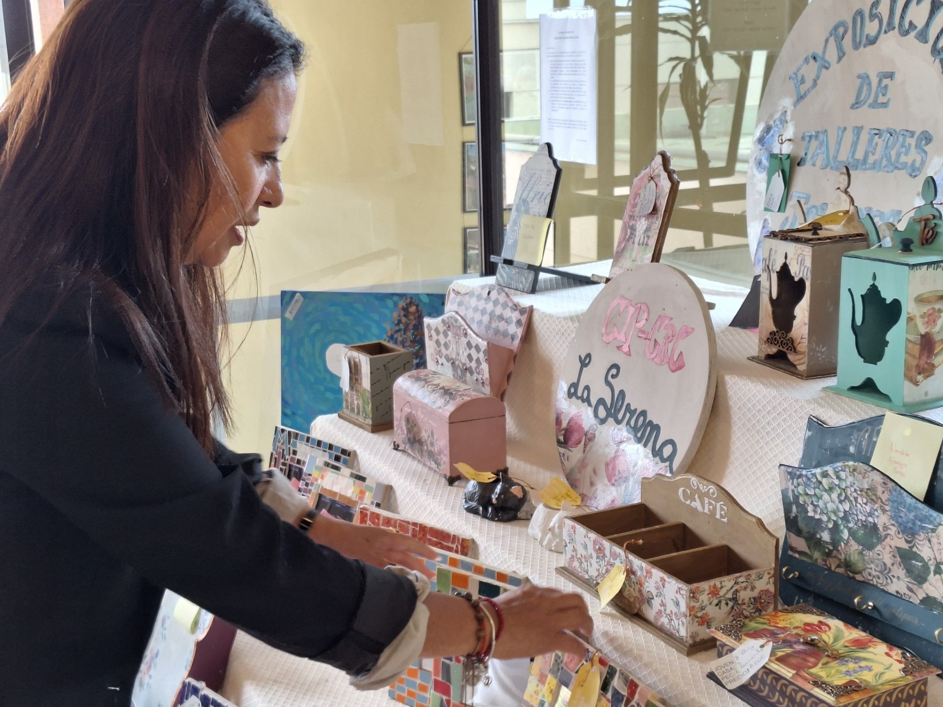 Exposición destaca productos elaborados por jóvenes en proceso de reinserción