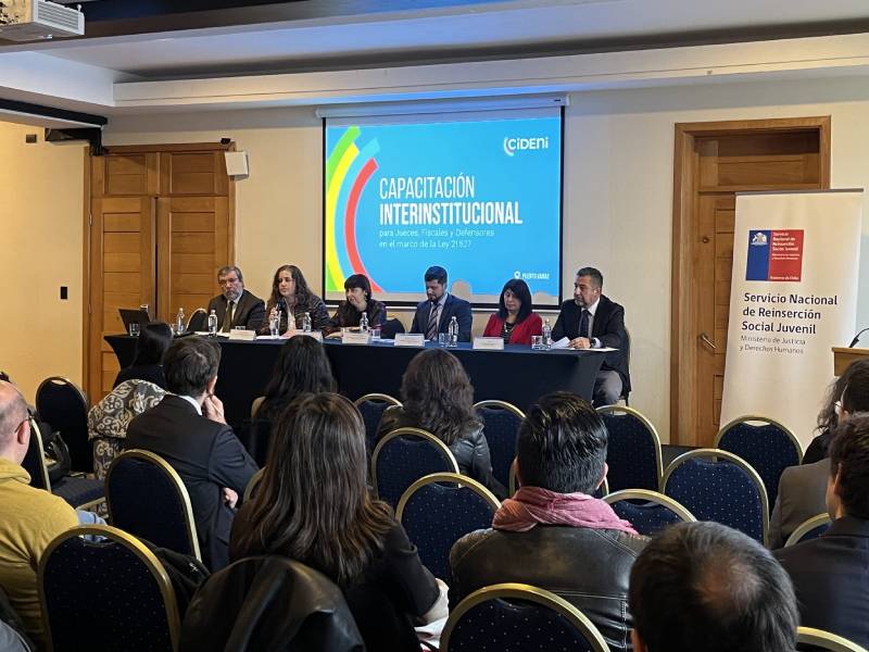 Capacitación al sistema judicial entrega nuevas herramientas para enfrentar casos de responsabilidad penal adolescente