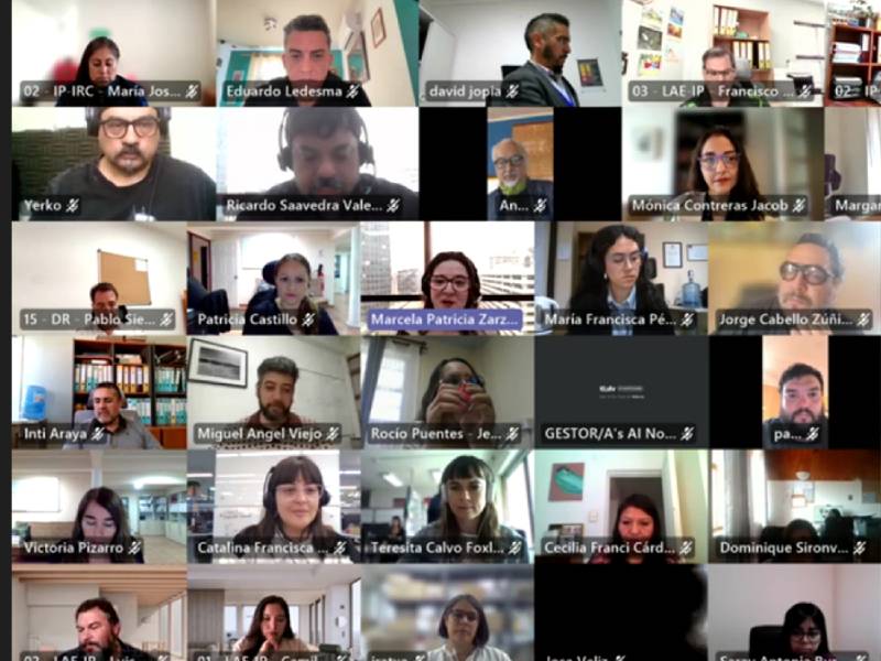 Más de 220 personas participan de jornada sobre cultura y reinserción social juvenil