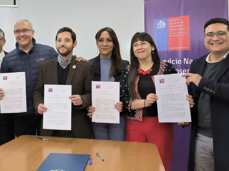 Atacama: Servicio firma convenio con todos los municipios de la región, con la Universidad de Atacama, y con Minera Fénix Gold
