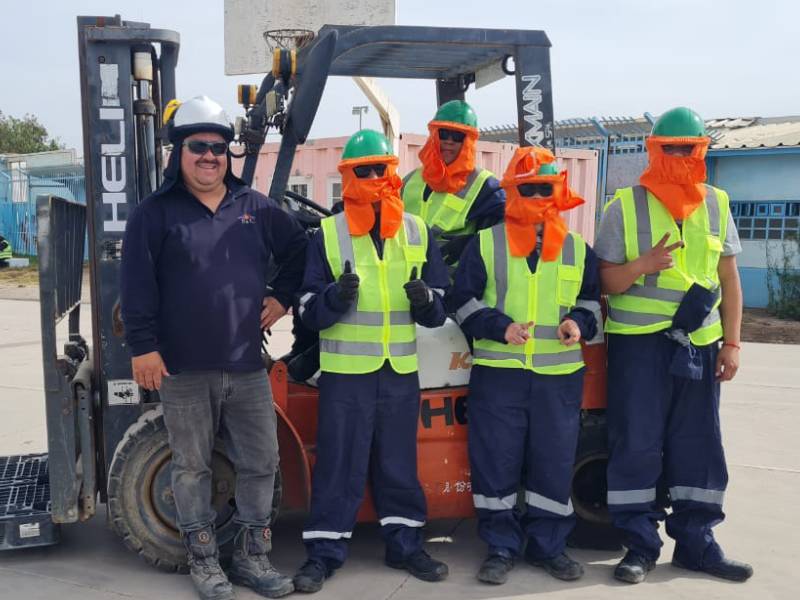 Atacama: Jóvenes se capacitan en operación de maquinaria pesada