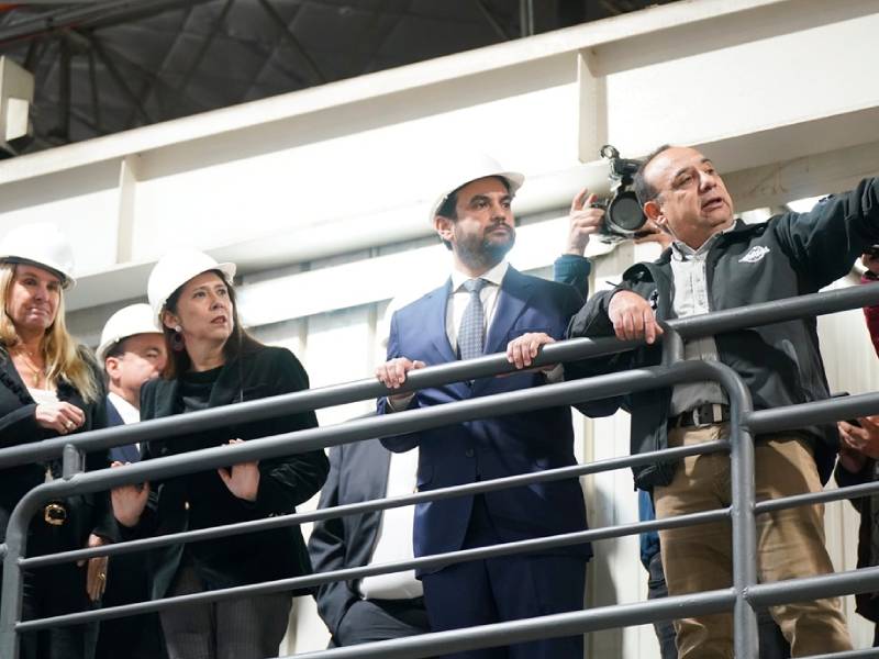 Ministro de Justicia y DD.HH. conmemora “día de las y los trabajadores” destacando alianza público-privada para la reinserción