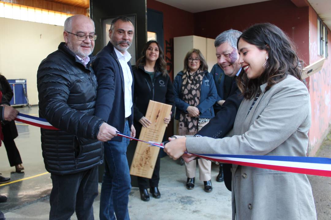 Magallanes: ENAP apoya a Centro de Cumplimiento Juvenil con instalación de bodegas de almacenamiento