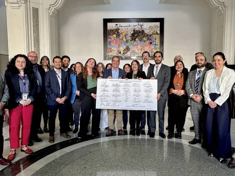 Reinserción Juvenil prepara su llegada a la Región Metropolitana tras primer Comité Operativo Regional