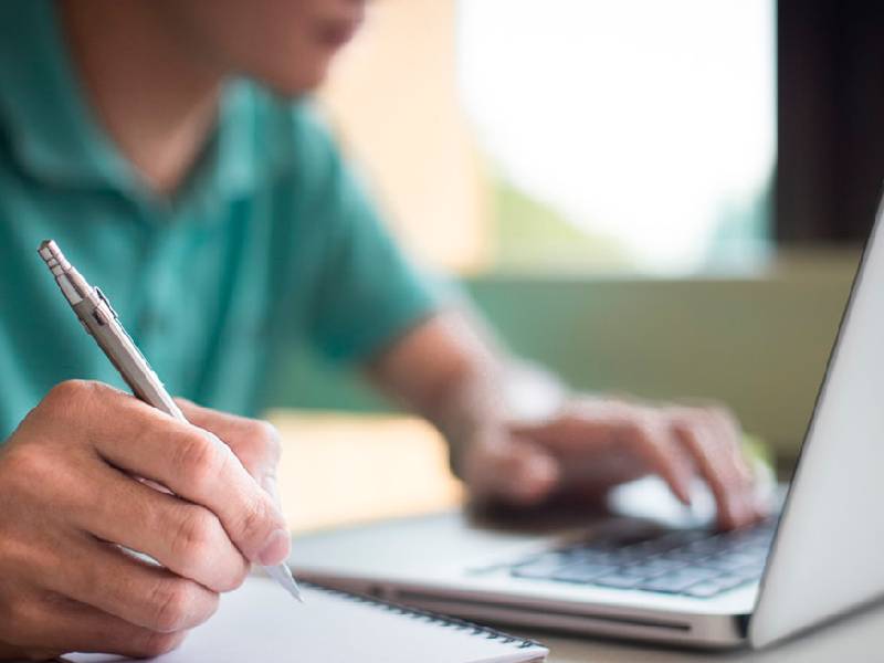 Servicio realiza capacitación sobre oferta de Formación Técnica para jóvenes en reinserción