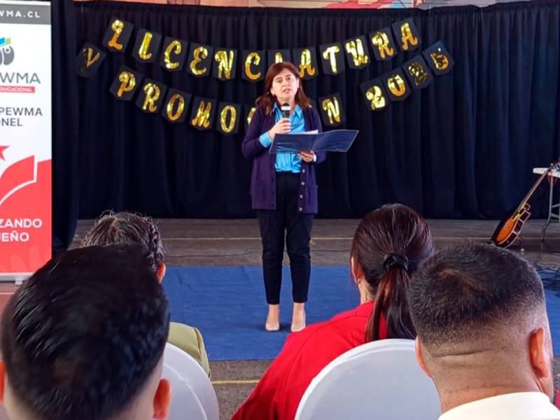 Biobío: Doce jóvenes se licencian de enseñanza media en Centro de Cumplimiento Cerrado de Coronel