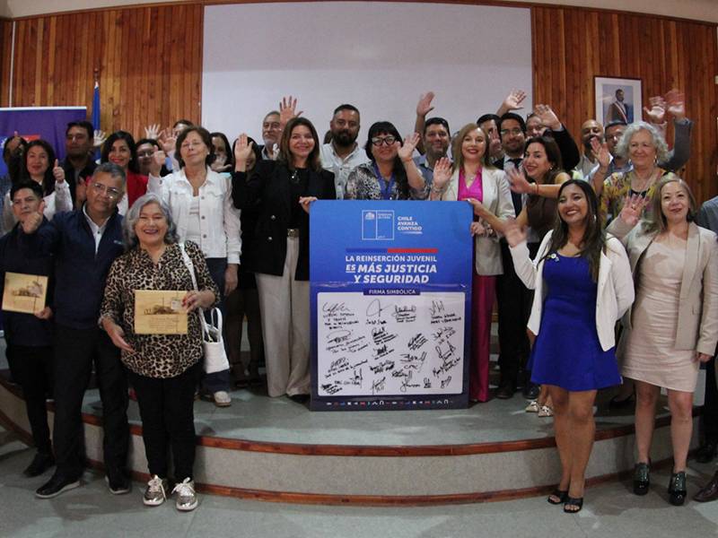 Tarapacá: Empresas reciben reconocimiento por su compromiso por la reinserción juvenil