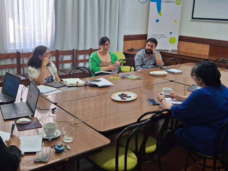 Los Ríos: Servicio y Centros de Cumplimiento de medio libre coordinan acciones en materias de salud mental y prevención del suicidio