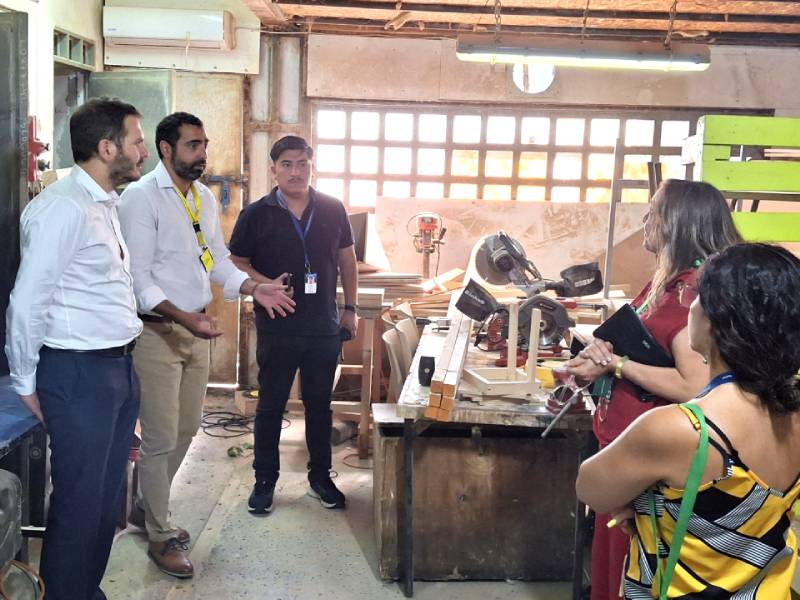 Los Ríos: Impartirán taller de madera para apoyar procesos de reinserción de jóvenes