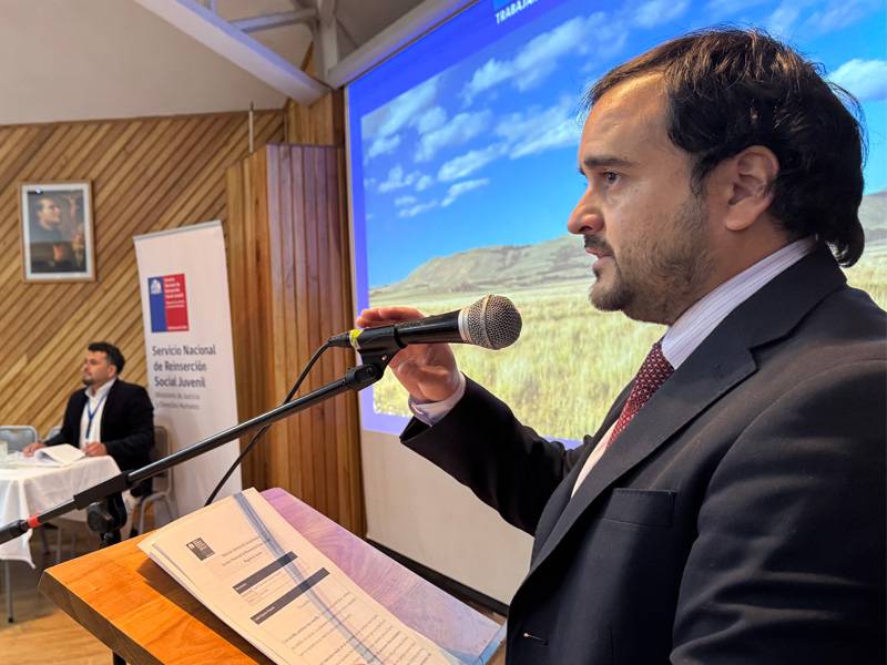 Aysén: Servicio de Reinserción presenta informe de caracterización de jóvenes en conflicto con la justicia