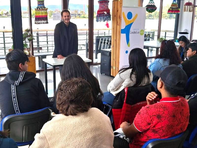 Los Ríos: Servicio destaca a jóvenes egresados del programa Libertad Asistida Simple