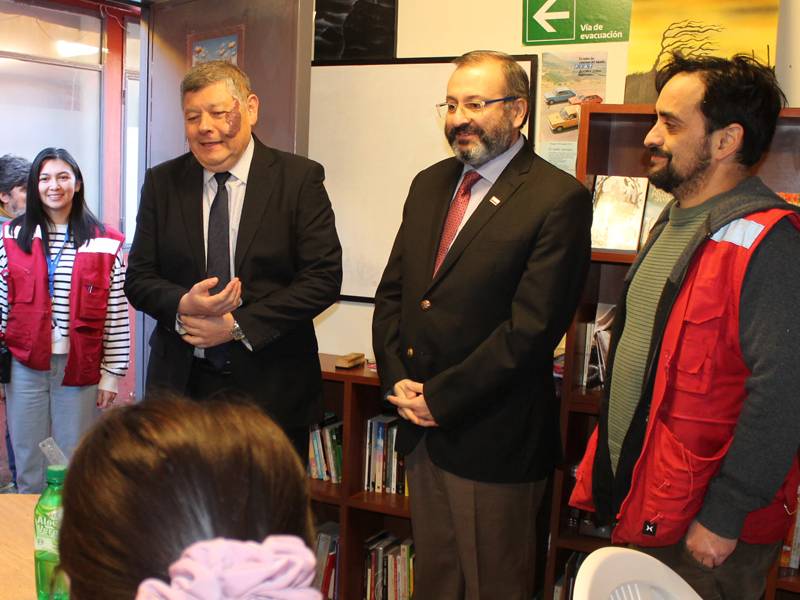 Magallanes: Alianza intersectorial busca fortalecer la oferta cultural en centro de cumplimiento