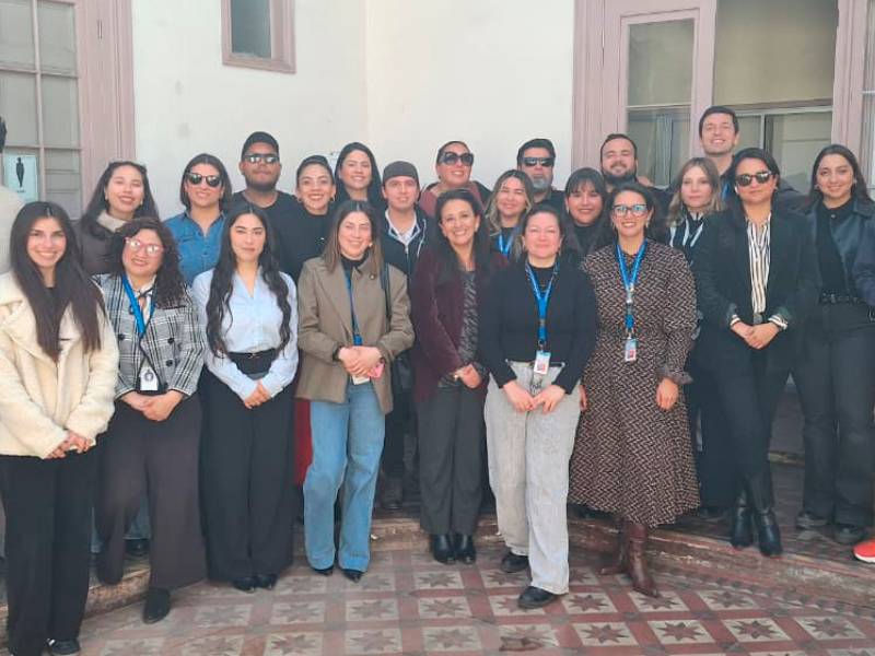 Coquimbo: Servicio de Reinserción Social Juvenil reúne a comunicadores para abordar desafíos vinculados a la seguridad pública