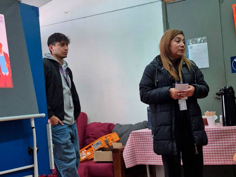 RM: Abogadas de la Municipalidad de San Ramón orientan a jóvenes en materia judicial penal