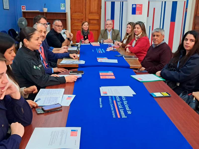 Tarapacá: Servicio presenta perfil de jóvenes atendidos ante Comité Operativo Regional